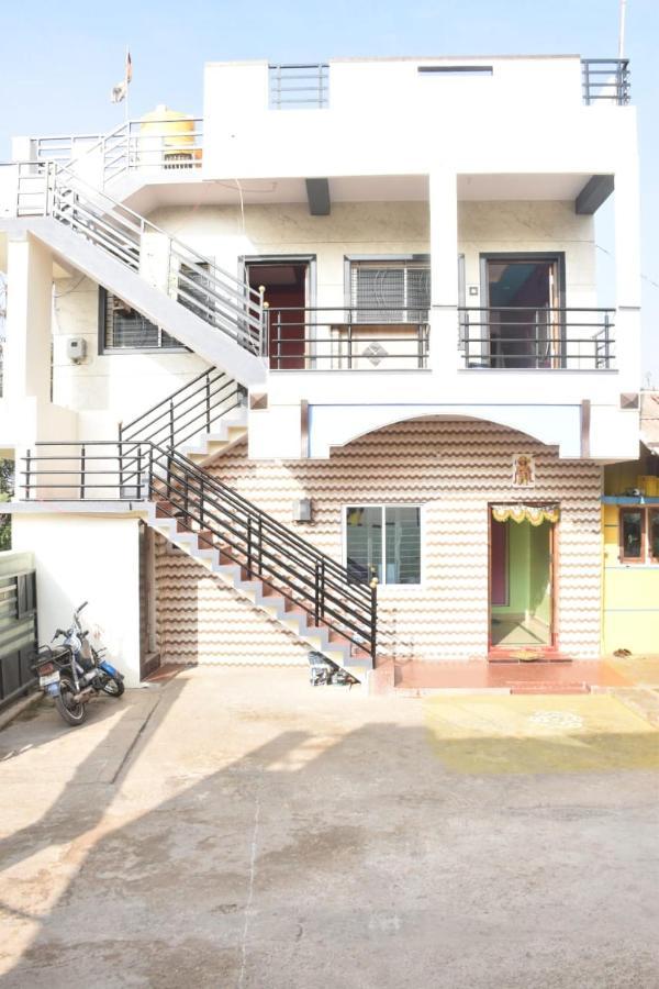 Coconut Homestay Hampi Εξωτερικό φωτογραφία